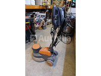 Taski ergodisc 400 vloerschrobmachine - afbeelding 6 van  10