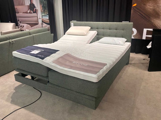 Tasmania boxspring elektrisch - afbeelding 1 van  5