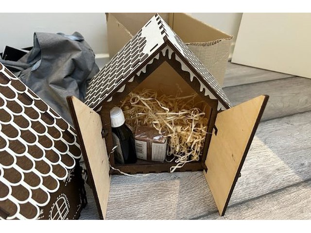 Tassen en decoratie - afbeelding 5 van  7