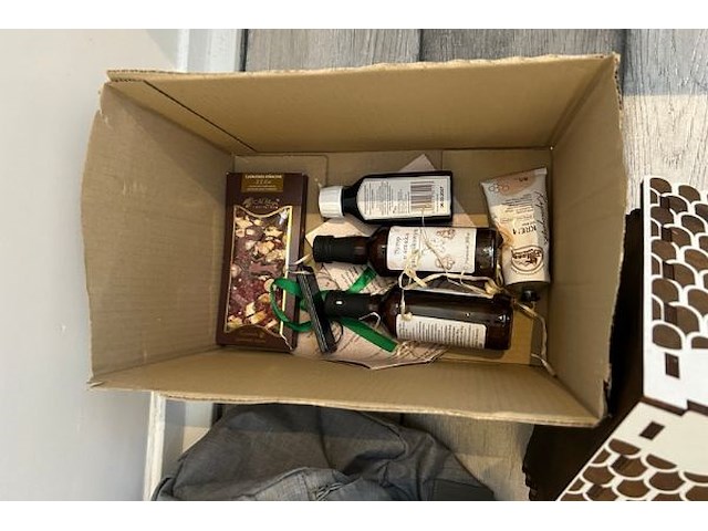 Tassen en decoratie - afbeelding 7 van  7