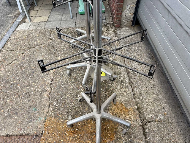 Tassen rekken - cloating rack (3x) - afbeelding 3 van  4