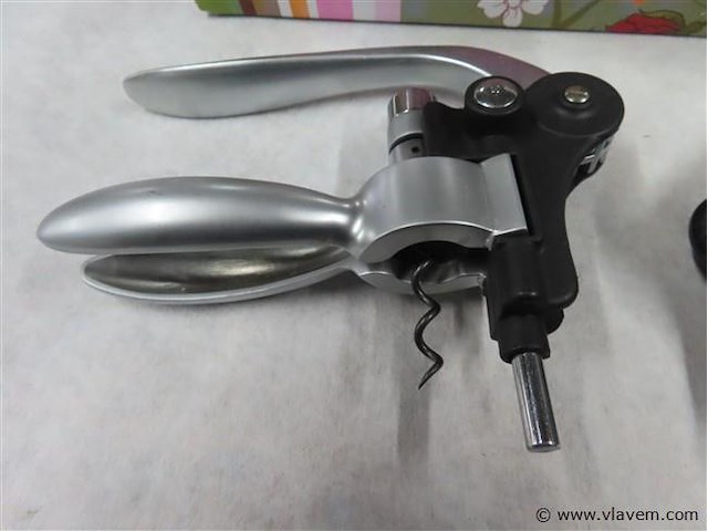 Tassenset en 2 kurkentrekkers - afbeelding 2 van  3