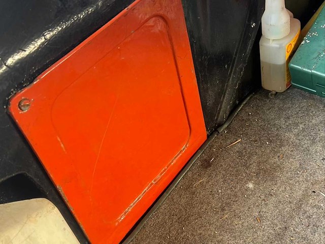 Tatra 603 2.5 v8 oldtimer - afbeelding 4 van  36