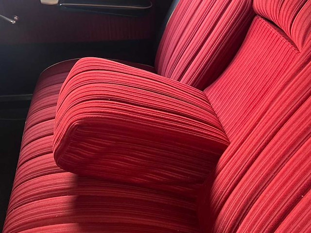 Tatra 603 2.5 v8 oldtimer - afbeelding 16 van  36