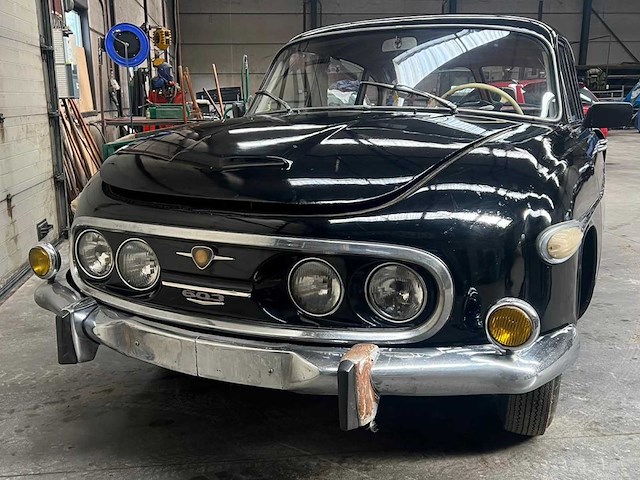 Tatra 603 2.5 v8 oldtimer - afbeelding 12 van  36
