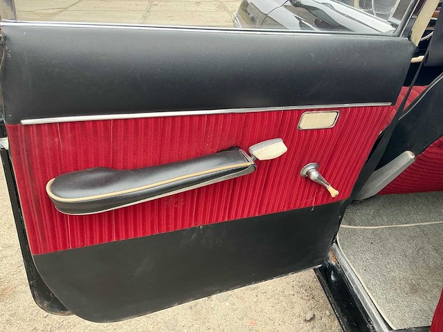 Tatra 603 2.5 v8 serie 2 oldtimer 1966 - afbeelding 27 van  68