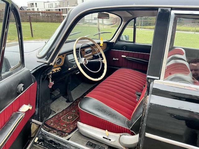 Tatra 603 2.5 v8 serie 2 oldtimer 1966 - afbeelding 8 van  63