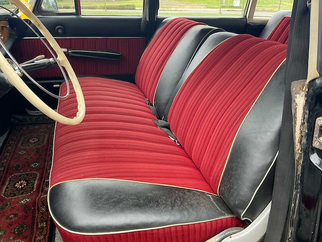 Tatra 603 2.5 v8 serie 2 oldtimer 1966 - afbeelding 10 van  63