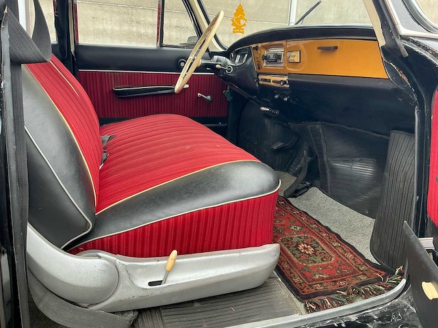 Tatra 603 2.5 v8 serie 2 oldtimer 1966 - afbeelding 22 van  63