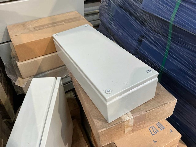 Taunus partij elektriciteitskast - afbeelding 3 van  4