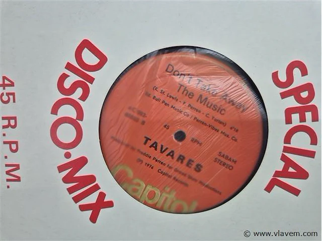 Tavares - afbeelding 2 van  2