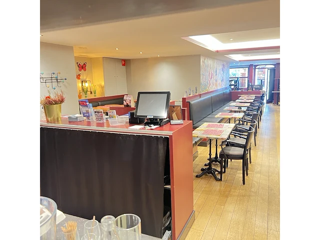 Taverne james, gelegen in de adolf buylstraat 44 te oostende - afbeelding 5 van  16