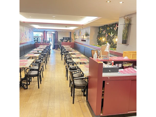 Taverne james, gelegen in de adolf buylstraat 44 te oostende - afbeelding 6 van  16