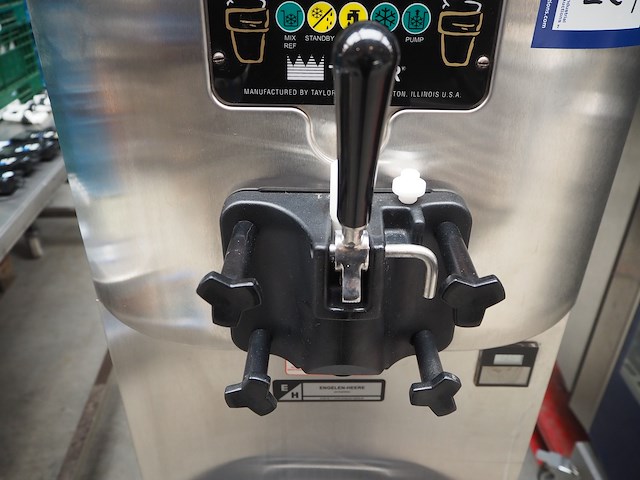 Taylor crown - afbeelding 15 van  17