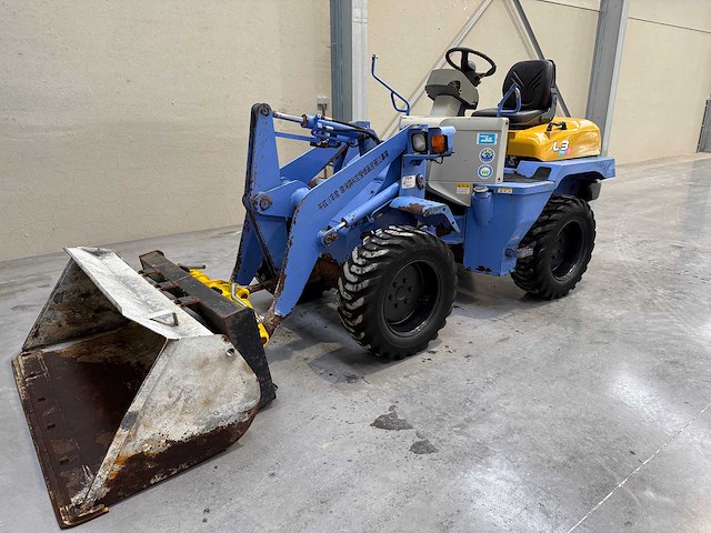 Tcm - l3 - bulldozer - 2004 - afbeelding 4 van  11