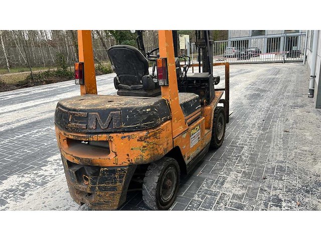 Tcm isuzu - fdh25z - forklift truck - afbeelding 16 van  20