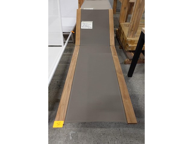 Teak ligbed manutti - afbeelding 1 van  4