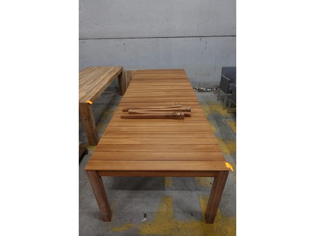 Teak tafel - afbeelding 2 van  4