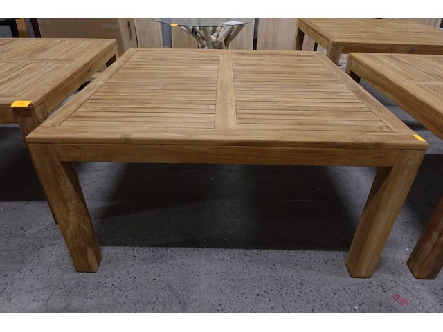 Teak tafel - afbeelding 1 van  4