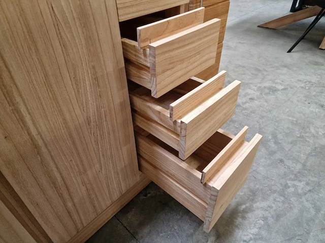 Teakline badkamermeubel dubai 100cm met 2 draaideuren greeploos - afbeelding 6 van  7