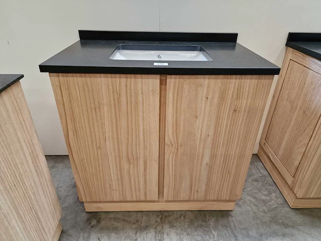 Teakline badkamermeubel dubai 90cm met 2 draaideuren greeploos - afbeelding 2 van  6