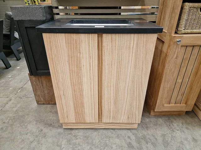 Teakline badkamermeubel singapore 70cm met 2 draaideuren greeploos - afbeelding 1 van  6