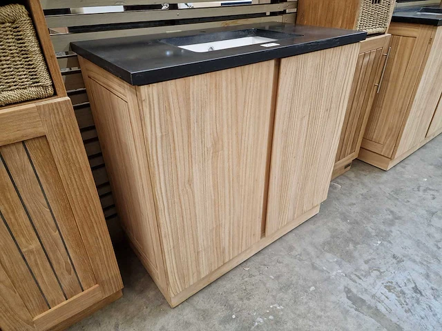 Teakline badkamermeubel singapore 90cm met 2 draaideuren greeploos - afbeelding 1 van  5