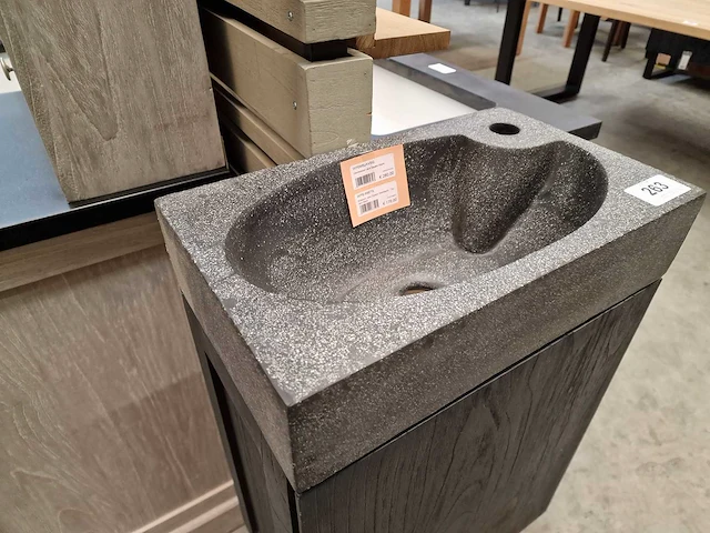 Teakline handwasser zwart met greeploze deur - terrazzo wasbak met kraangat - afbeelding 3 van  4