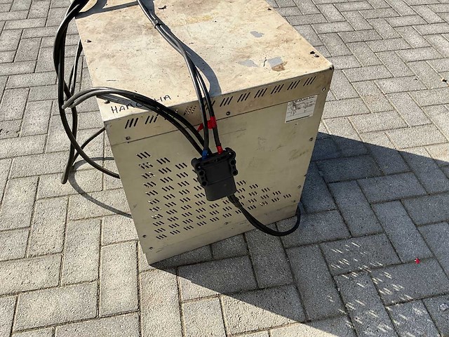 Tebetron puls heftruck lader - afbeelding 4 van  6