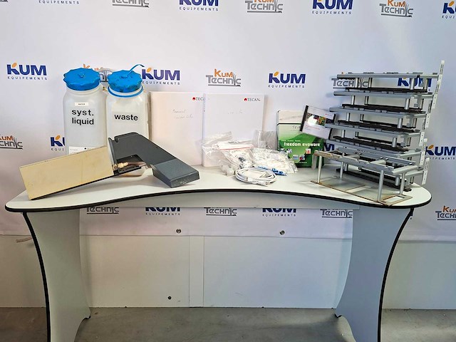 Tecan - 150 evo-2 - diverse laboratoriumapparatuur - 2011 - afbeelding 3 van  11