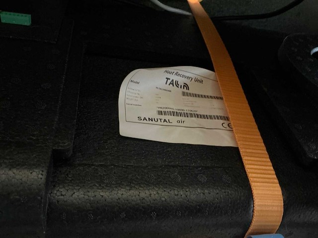 Technical unit with water boiler, electrical, solar panel connection - afbeelding 6 van  15