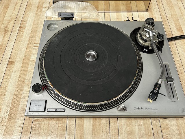 Technics 1200mk2 platenspeler - afbeelding 3 van  7