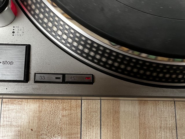 Technics 1200mk2 platenspeler - afbeelding 4 van  7