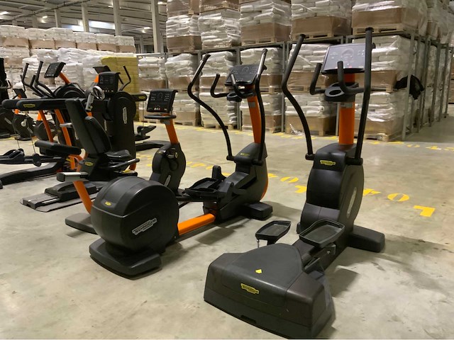 Technogym 1xtop1xcross1xvario1x recline1x crossover overige cardiotoestellen - afbeelding 1 van  2