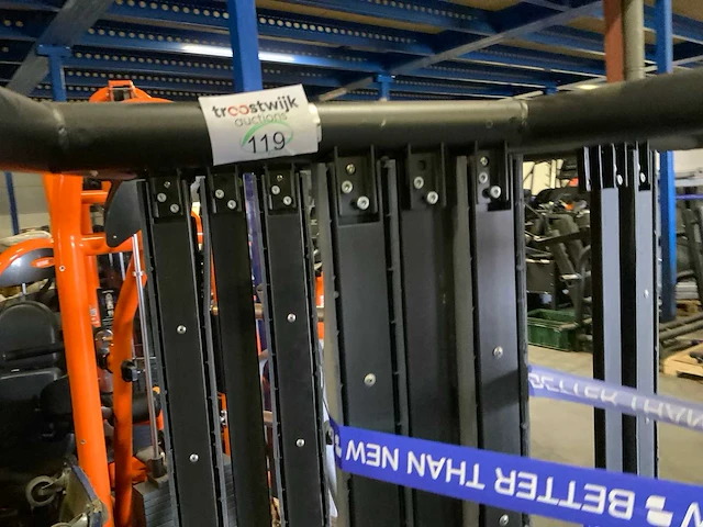 Technogym 3x 6 pair rekken krachtstation - afbeelding 3 van  4