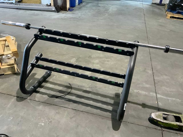 Technogym 6 pair rek dumbell met stang krachtstation - afbeelding 4 van  4