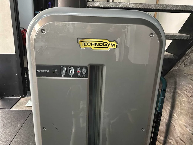 Technogym abductor andere krachttrainingsapparatuur - afbeelding 2 van  5