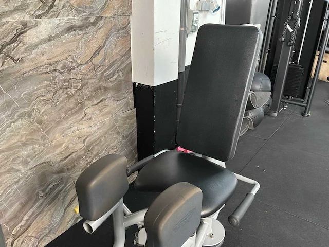 Technogym abductor andere krachttrainingsapparatuur - afbeelding 4 van  5