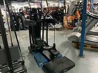 Technogym artis vario unity 3 live crosstrainer - afbeelding 5 van  5