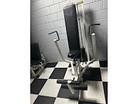 Technogym chest press - afbeelding 1 van  4