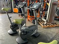 Technogym classic bike 700ie tv home trainer - afbeelding 1 van  5