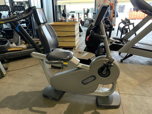Technogym classic recline 700 led home trainer - afbeelding 3 van  5