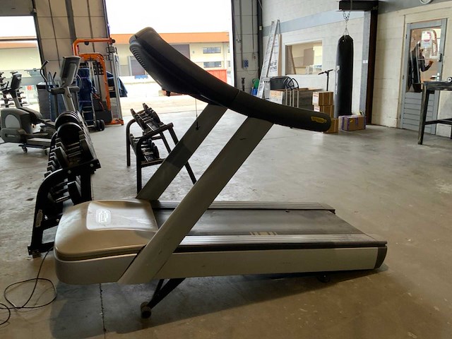 Technogym classic run 500 led loopband - afbeelding 6 van  7