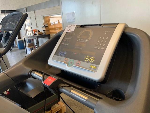 Technogym classic run 700led loopband - afbeelding 3 van  4