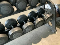 Technogym dumbbell 18 t/m 36kg 2x 26kg krachtstation - afbeelding 8 van  9