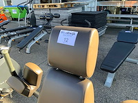 Technogym easyfit pectoral fly krachtstation - afbeelding 3 van  4