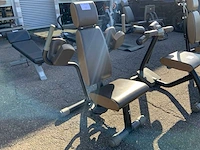 Technogym easyfit pectoral fly krachtstation - afbeelding 4 van  5