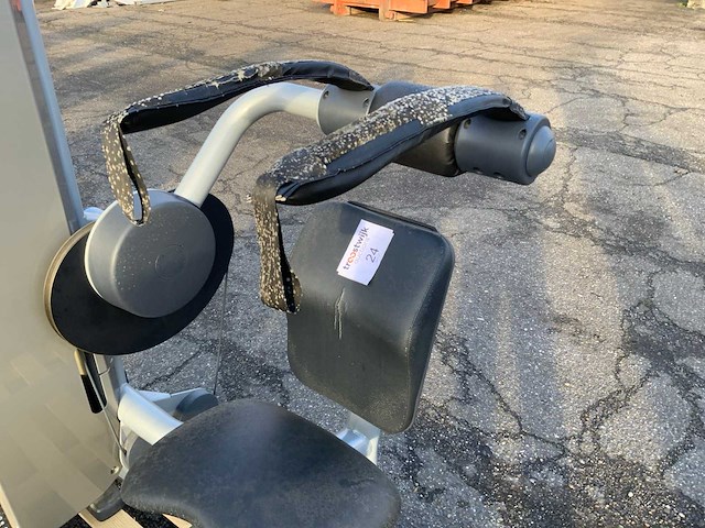 Technogym element abdominal crunch krachtstation - afbeelding 2 van  6