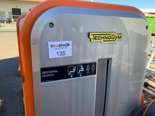 Technogym element abdominal crunch krachtstation - afbeelding 2 van  5