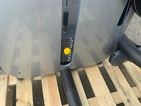 Technogym element abdominal crunch krachtstation - afbeelding 2 van  2